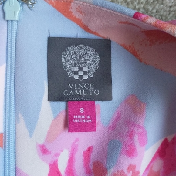 Vince Camuto Dress with pockets - Picture 2 of 3